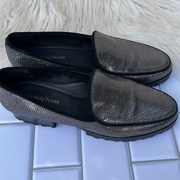 Donald J Pliner ELEN Metallic Platform Loafers Sz: 9.5M - Picture 11 of 16